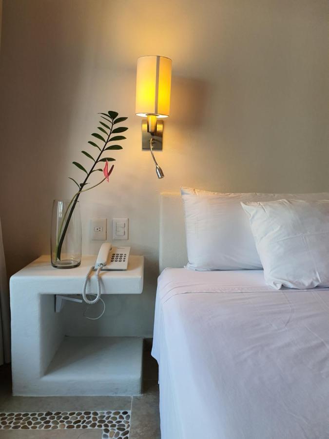 Lydmar Boutique Hotel Zihuatanejo Dış mekan fotoğraf